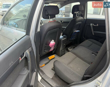 Сірий Шевроле Каптіва, об'ємом двигуна 2.41 л та пробігом 221 тис. км за 6500 $, фото 10 на Automoto.ua