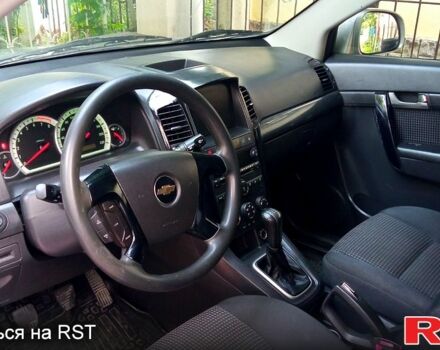 Серый Шевроле Каптива, объемом двигателя 2.4 л и пробегом 318 тыс. км за 8000 $, фото 4 на Automoto.ua