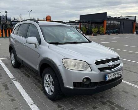 Серый Шевроле Каптива, объемом двигателя 2.4 л и пробегом 281 тыс. км за 7200 $, фото 2 на Automoto.ua