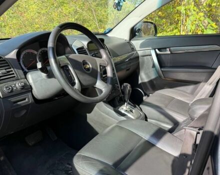 Сірий Шевроле Каптіва, об'ємом двигуна 2 л та пробігом 211 тис. км за 6000 $, фото 7 на Automoto.ua