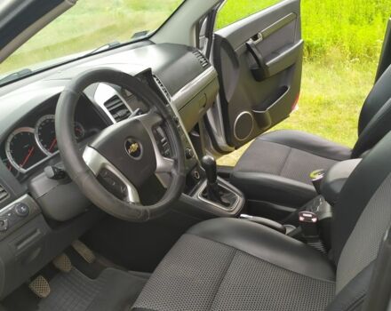 Сірий Шевроле Каптіва, об'ємом двигуна 2 л та пробігом 310 тис. км за 6700 $, фото 7 на Automoto.ua