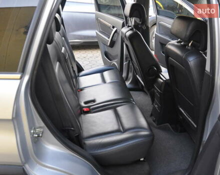 Сірий Шевроле Каптіва, об'ємом двигуна 3.2 л та пробігом 245 тис. км за 5999 $, фото 22 на Automoto.ua