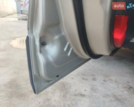 Серый Шевроле Каптива, объемом двигателя 2.41 л и пробегом 204 тыс. км за 6500 $, фото 25 на Automoto.ua