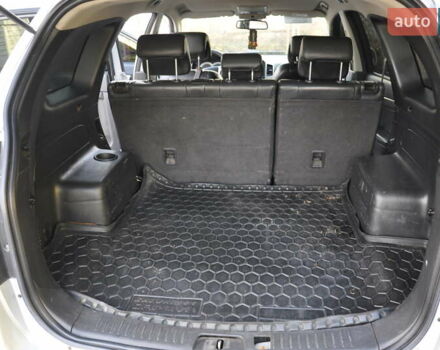 Сірий Шевроле Каптіва, об'ємом двигуна 3.2 л та пробігом 245 тис. км за 5999 $, фото 21 на Automoto.ua