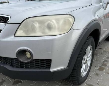 Серый Шевроле Каптива, объемом двигателя 2.4 л и пробегом 281 тыс. км за 7200 $, фото 9 на Automoto.ua