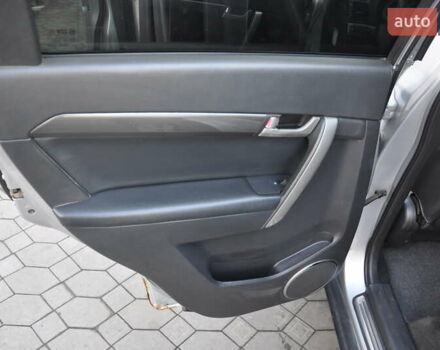 Сірий Шевроле Каптіва, об'ємом двигуна 3.2 л та пробігом 245 тис. км за 5999 $, фото 19 на Automoto.ua