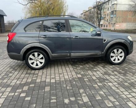 Серый Шевроле Каптива, объемом двигателя 0 л и пробегом 300 тыс. км за 4800 $, фото 2 на Automoto.ua