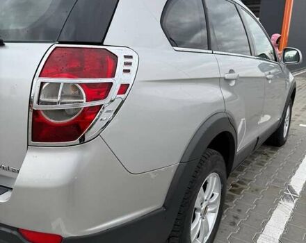 Серый Шевроле Каптива, объемом двигателя 2.4 л и пробегом 281 тыс. км за 7200 $, фото 11 на Automoto.ua