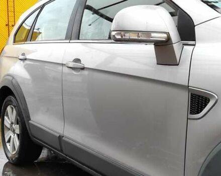 Серый Шевроле Каптива, объемом двигателя 2 л и пробегом 259 тыс. км за 7000 $, фото 8 на Automoto.ua