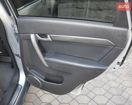 Сірий Шевроле Каптіва, об'ємом двигуна 3.2 л та пробігом 245 тис. км за 5999 $, фото 23 на Automoto.ua