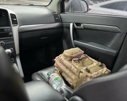 Серый Шевроле Каптива, объемом двигателя 2.4 л и пробегом 188 тыс. км за 8760 $, фото 30 на Automoto.ua