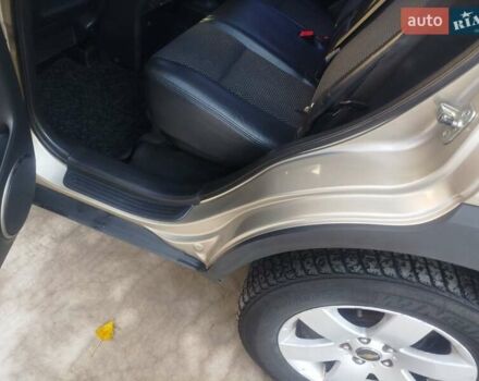 Серый Шевроле Каптива, объемом двигателя 2.41 л и пробегом 204 тыс. км за 6500 $, фото 10 на Automoto.ua