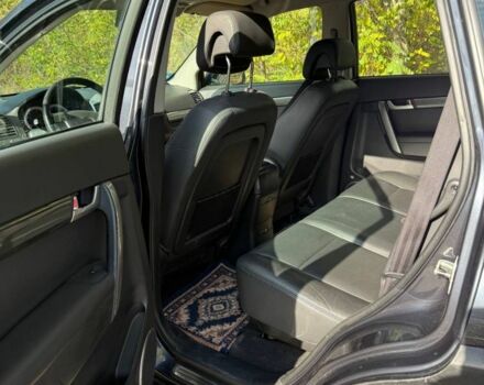 Сірий Шевроле Каптіва, об'ємом двигуна 2 л та пробігом 211 тис. км за 6000 $, фото 9 на Automoto.ua