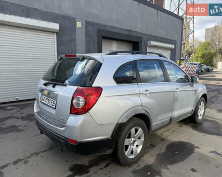 Сірий Шевроле Каптіва, об'ємом двигуна 2.41 л та пробігом 221 тис. км за 6500 $, фото 4 на Automoto.ua