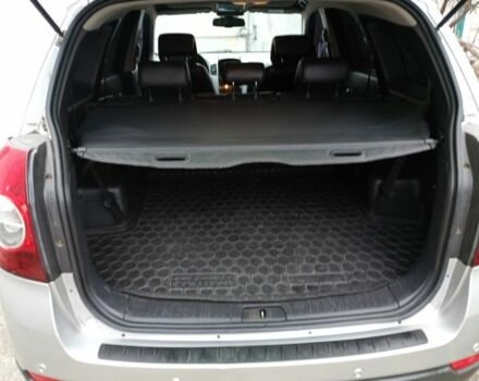 Серый Шевроле Каптива, объемом двигателя 2 л и пробегом 315 тыс. км за 7600 $, фото 8 на Automoto.ua