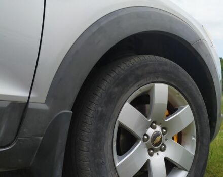 Сірий Шевроле Каптіва, об'ємом двигуна 2 л та пробігом 310 тис. км за 6700 $, фото 5 на Automoto.ua