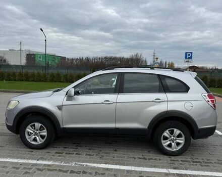 Серый Шевроле Каптива, объемом двигателя 2.4 л и пробегом 281 тыс. км за 7200 $, фото 7 на Automoto.ua