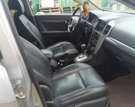 Серый Шевроле Каптива, объемом двигателя 1.99 л и пробегом 223 тыс. км за 8500 $, фото 11 на Automoto.ua