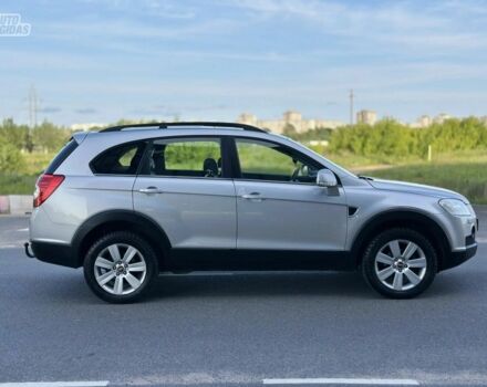 Шевроле Каптіва 2007 у Сумах на Automoto.ua Сірий Шевроле Каптіва, об'ємом двигуна 2 л та пробігом 254 тис. км за 5600 $, фото 1 на Automoto.ua