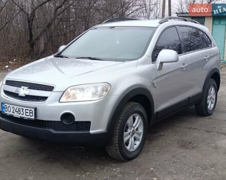 Серый Шевроле Каптива, объемом двигателя 2.4 л и пробегом 240 тыс. км за 6800 $, фото 3 на Automoto.ua