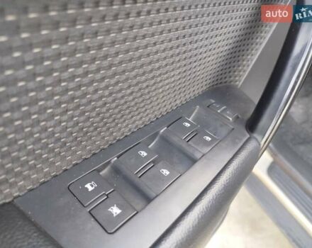 Серый Шевроле Каптива, объемом двигателя 2.41 л и пробегом 204 тыс. км за 6500 $, фото 19 на Automoto.ua