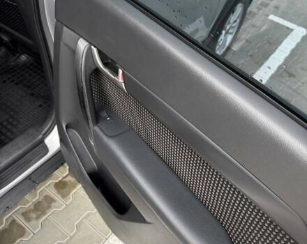 Серый Шевроле Каптива, объемом двигателя 2.4 л и пробегом 281 тыс. км за 7200 $, фото 21 на Automoto.ua