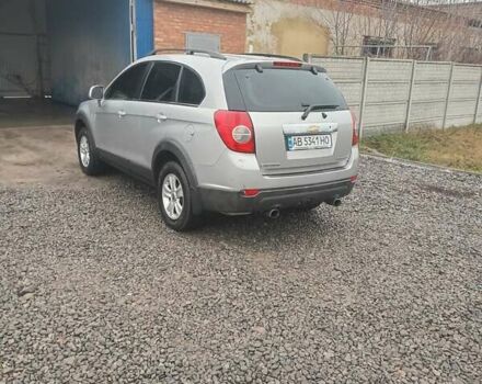 Серый Шевроле Каптива, объемом двигателя 2.4 л и пробегом 218 тыс. км за 6600 $, фото 3 на Automoto.ua