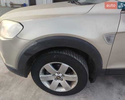 Серый Шевроле Каптива, объемом двигателя 2.41 л и пробегом 204 тыс. км за 6500 $, фото 15 на Automoto.ua