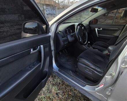 Серый Шевроле Каптива, объемом двигателя 2.4 л и пробегом 175 тыс. км за 7700 $, фото 7 на Automoto.ua