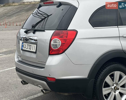 Серый Шевроле Каптива, объемом двигателя 2.4 л и пробегом 188 тыс. км за 8760 $, фото 10 на Automoto.ua