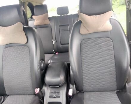 Сірий Шевроле Каптіва, об'ємом двигуна 2 л та пробігом 310 тис. км за 6700 $, фото 8 на Automoto.ua