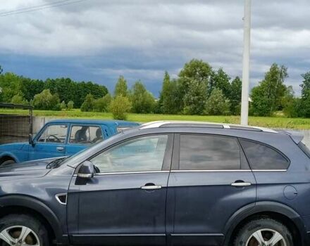 Серый Шевроле Каптива, объемом двигателя 2 л и пробегом 318 тыс. км за 8500 $, фото 3 на Automoto.ua