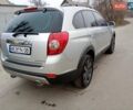 Серый Шевроле Каптива, объемом двигателя 2 л и пробегом 315 тыс. км за 7600 $, фото 3 на Automoto.ua