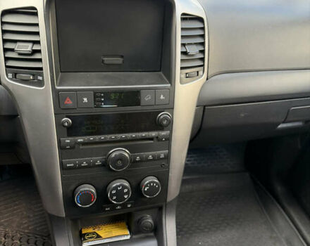 Сірий Шевроле Каптіва, об'ємом двигуна 2.41 л та пробігом 221 тис. км за 6500 $, фото 8 на Automoto.ua