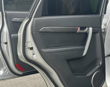 Серый Шевроле Каптива, объемом двигателя 2.4 л и пробегом 188 тыс. км за 8760 $, фото 8 на Automoto.ua