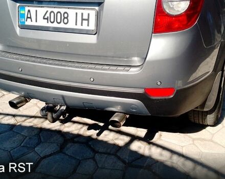 Серый Шевроле Каптива, объемом двигателя 2.4 л и пробегом 193 тыс. км за 8500 $, фото 5 на Automoto.ua