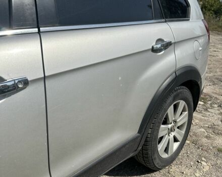 Серый Шевроле Каптива, объемом двигателя 3.2 л и пробегом 245 тыс. км за 5700 $, фото 4 на Automoto.ua