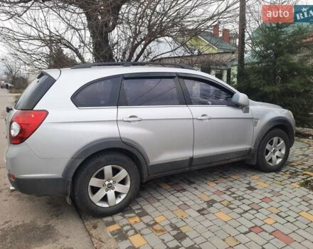 Серый Шевроле Каптива, объемом двигателя 2.4 л и пробегом 152 тыс. км за 7600 $, фото 2 на Automoto.ua