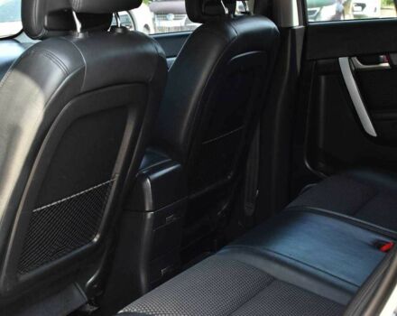 Сірий Шевроле Каптіва, об'ємом двигуна 2.4 л та пробігом 289 тис. км за 7550 $, фото 19 на Automoto.ua