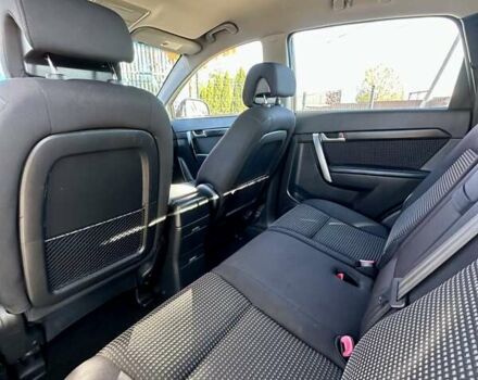 Серый Шевроле Каптива, объемом двигателя 2.4 л и пробегом 195 тыс. км за 7999 $, фото 27 на Automoto.ua