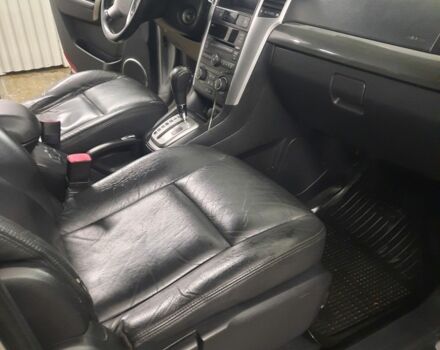 Серый Шевроле Каптива, объемом двигателя 3.2 л и пробегом 172 тыс. км за 8650 $, фото 6 на Automoto.ua