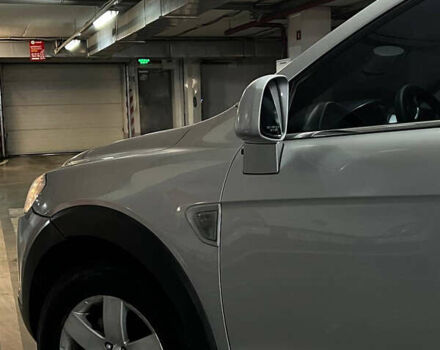 Серый Шевроле Каптива, объемом двигателя 2.4 л и пробегом 240 тыс. км за 4999 $, фото 2 на Automoto.ua