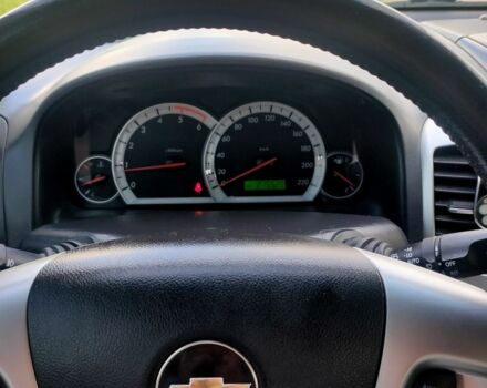 Серый Шевроле Каптива, объемом двигателя 2 л и пробегом 200 тыс. км за 8999 $, фото 12 на Automoto.ua