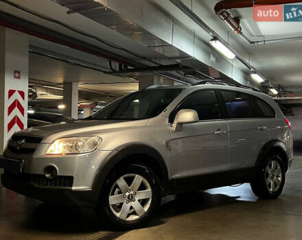 Серый Шевроле Каптива, объемом двигателя 2.4 л и пробегом 240 тыс. км за 4999 $, фото 15 на Automoto.ua