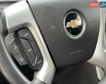 Серый Шевроле Каптива, объемом двигателя 2.4 л и пробегом 202 тыс. км за 7700 $, фото 72 на Automoto.ua