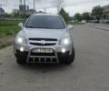 Серый Шевроле Каптива, объемом двигателя 2.4 л и пробегом 310 тыс. км за 8000 $, фото 1 на Automoto.ua
