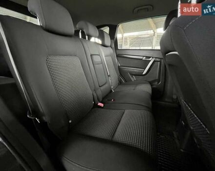 Сірий Шевроле Каптіва, об'ємом двигуна 2 л та пробігом 218 тис. км за 8699 $, фото 18 на Automoto.ua