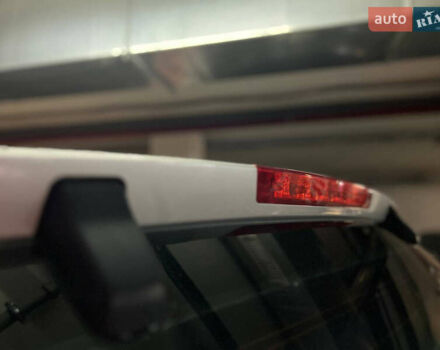 Серый Шевроле Каптива, объемом двигателя 2.4 л и пробегом 240 тыс. км за 4999 $, фото 8 на Automoto.ua