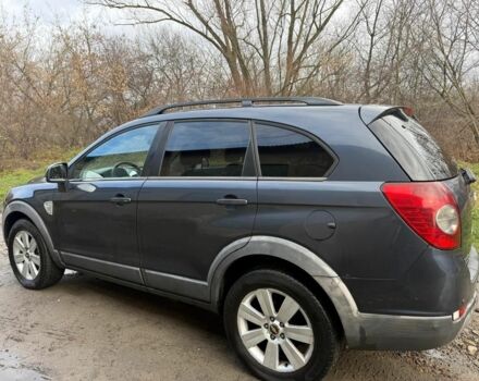 Серый Шевроле Каптива, объемом двигателя 2 л и пробегом 211 тыс. км за 2600 $, фото 3 на Automoto.ua