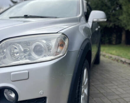 Серый Шевроле Каптива, объемом двигателя 2 л и пробегом 230 тыс. км за 8200 $, фото 6 на Automoto.ua